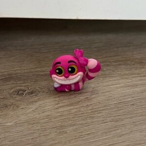 Disney Doorables Cheshire Cat Alice in Wonderland Let’s Party Series Rare Figure